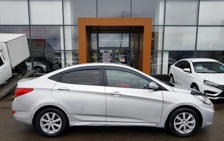 Hyundai Solaris II рестайлинг, 2011 год, 675 000 рублей, 4 фотография