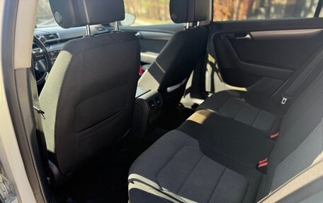 Volkswagen Passat B7, 2011 год, 990 000 рублей, 11 фотография