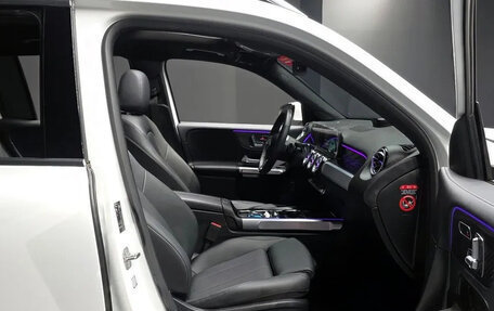 Mercedes-Benz GLB, 2024 год, 3 750 000 рублей, 10 фотография