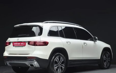 Mercedes-Benz GLB, 2024 год, 3 750 000 рублей, 2 фотография