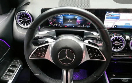 Mercedes-Benz GLB, 2024 год, 3 750 000 рублей, 13 фотография