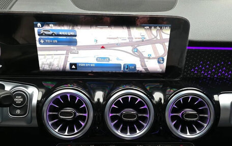 Mercedes-Benz GLB, 2024 год, 3 750 000 рублей, 15 фотография