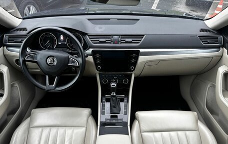 Skoda Superb III рестайлинг, 2017 год, 2 000 000 рублей, 15 фотография