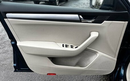 Skoda Superb III рестайлинг, 2017 год, 2 000 000 рублей, 9 фотография