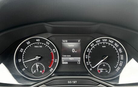 Skoda Superb III рестайлинг, 2017 год, 2 000 000 рублей, 18 фотография