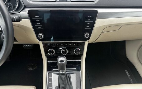 Skoda Superb III рестайлинг, 2017 год, 2 000 000 рублей, 17 фотография