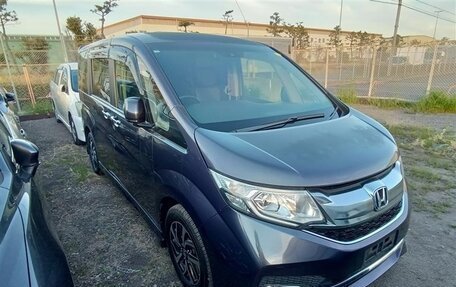 Honda Stepwgn IV, 2017 год, 1 345 000 рублей, 2 фотография