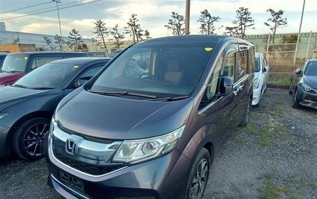 Honda Stepwgn IV, 2017 год, 1 345 000 рублей, 3 фотография
