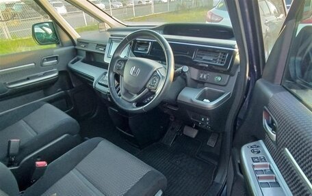 Honda Stepwgn IV, 2017 год, 1 345 000 рублей, 11 фотография