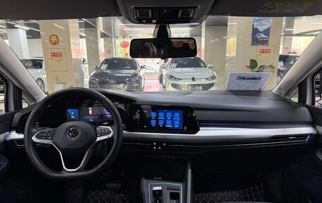 Volkswagen Golf VIII, 2021 год, 1 583 000 рублей, 9 фотография