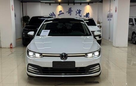 Volkswagen Golf VIII, 2021 год, 1 583 000 рублей, 2 фотография