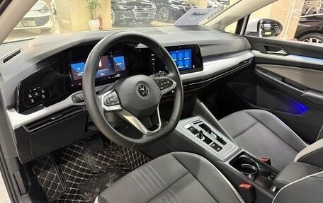 Volkswagen Golf VIII, 2021 год, 1 583 000 рублей, 8 фотография