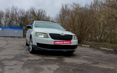 Skoda Octavia, 2015 год, 580 000 рублей, 2 фотография