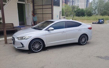 Hyundai Elantra VI рестайлинг, 2018 год, 1 380 000 рублей, 3 фотография