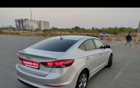 Hyundai Elantra VI рестайлинг, 2018 год, 1 380 000 рублей, 18 фотография