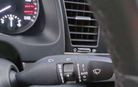 Hyundai Elantra VI рестайлинг, 2018 год, 1 380 000 рублей, 13 фотография