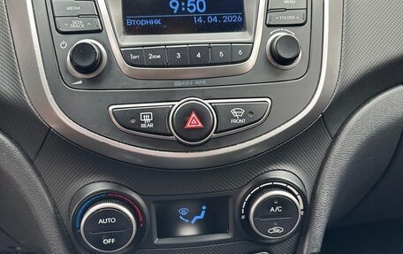 Hyundai Solaris II рестайлинг, 2016 год, 1 070 000 рублей, 10 фотография