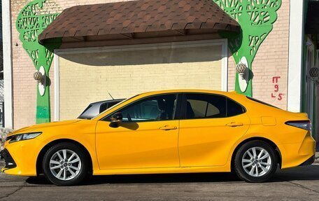 Toyota Camry, 2019 год, 1 690 000 рублей, 8 фотография