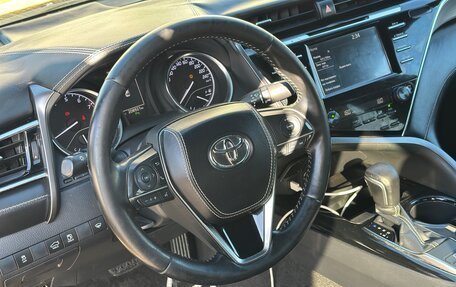 Toyota Camry, 2019 год, 1 690 000 рублей, 13 фотография