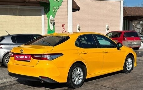 Toyota Camry, 2019 год, 1 690 000 рублей, 5 фотография