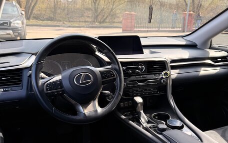 Lexus RX IV рестайлинг, 2018 год, 4 210 000 рублей, 14 фотография