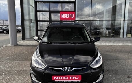 Hyundai Solaris II рестайлинг, 2013 год, 750 000 рублей, 2 фотография