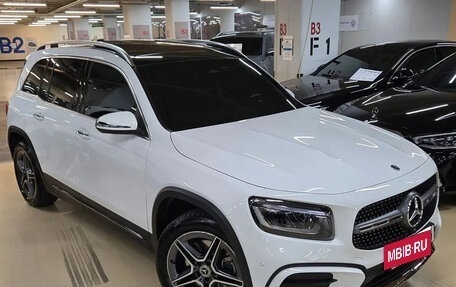 Mercedes-Benz GLB, 2024 год, 4 800 000 рублей, 7 фотография