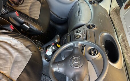 Toyota Vitz, 2002 год, 220 000 рублей, 4 фотография