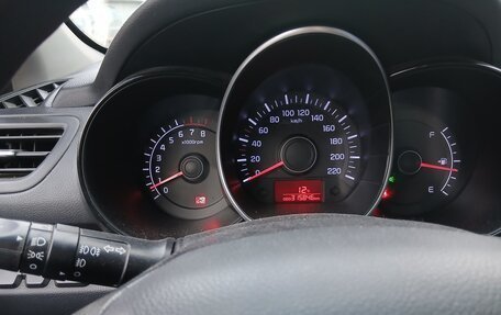 KIA Rio III рестайлинг, 2012 год, 600 000 рублей, 6 фотография