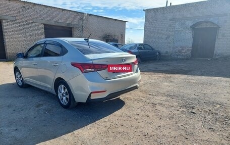 Hyundai Solaris II рестайлинг, 2018 год, 920 000 рублей, 8 фотография