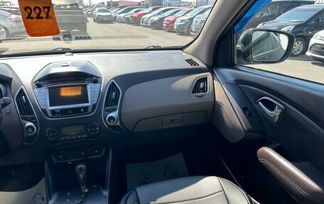 Hyundai ix35 I рестайлинг, 2011 год, 1 209 000 рублей, 15 фотография