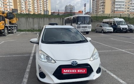 Toyota Aqua I, 2015 год, 950 000 рублей, 8 фотография