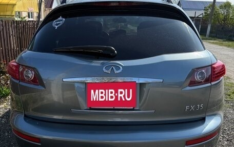 Infiniti FX I, 2002 год, 850 000 рублей, 3 фотография