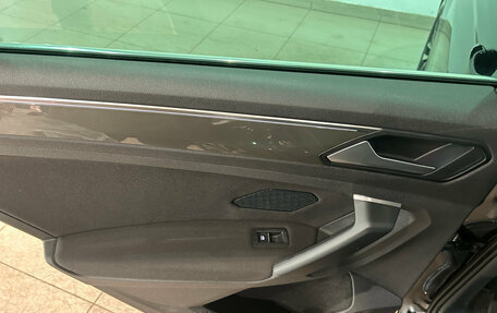 Volkswagen Tiguan II, 2019 год, 2 099 000 рублей, 14 фотография