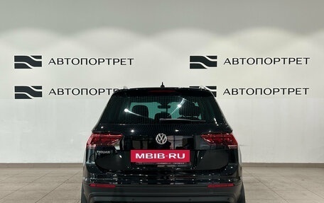 Volkswagen Tiguan II, 2019 год, 2 099 000 рублей, 6 фотография