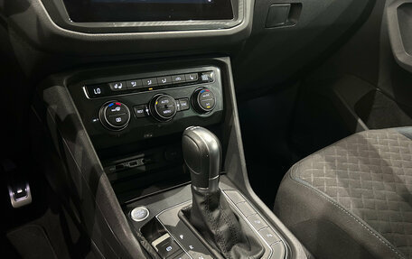 Volkswagen Tiguan II, 2019 год, 2 099 000 рублей, 20 фотография