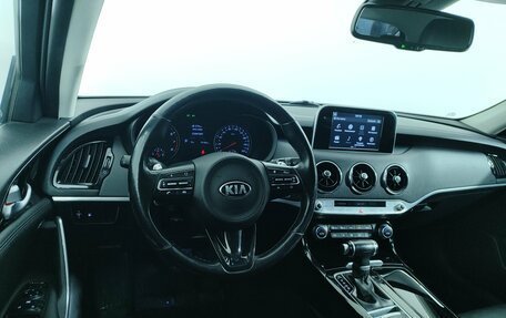 KIA Stinger I, 2018 год, 2 650 000 рублей, 13 фотография