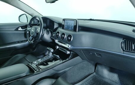 KIA Stinger I, 2018 год, 2 650 000 рублей, 10 фотография