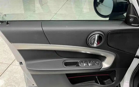 MINI Countryman II (F60), 2023 год, 2 750 000 рублей, 12 фотография