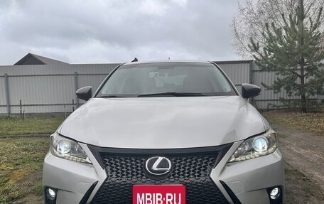 Lexus CT I рестайлинг, 2012 год, 1 750 000 рублей, 1 фотография