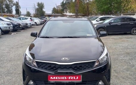 KIA Rio IV, 2021 год, 1 450 000 рублей, 1 фотография