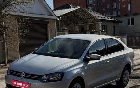 Volkswagen Polo VI (EU Market), 2013 год, 1 100 000 рублей, 1 фотография