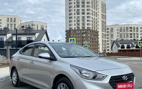 Hyundai Solaris II рестайлинг, 2018 год, 1 170 000 рублей, 2 фотография