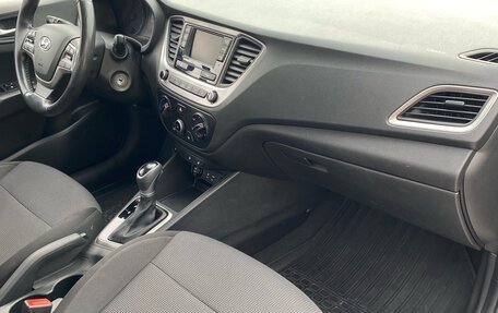 Hyundai Solaris II рестайлинг, 2018 год, 1 170 000 рублей, 20 фотография