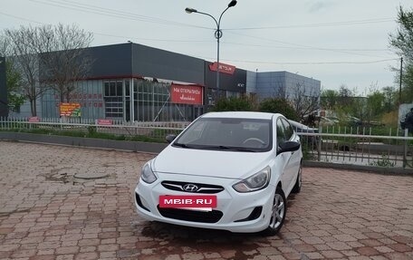 Hyundai Solaris II рестайлинг, 2013 год, 850 000 рублей, 6 фотография