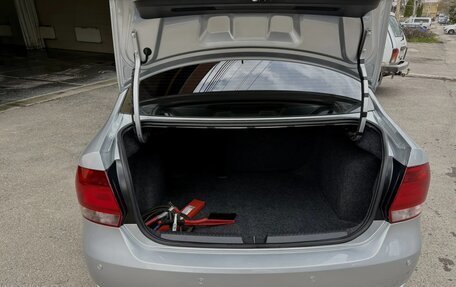 Volkswagen Polo VI (EU Market), 2013 год, 1 100 000 рублей, 19 фотография