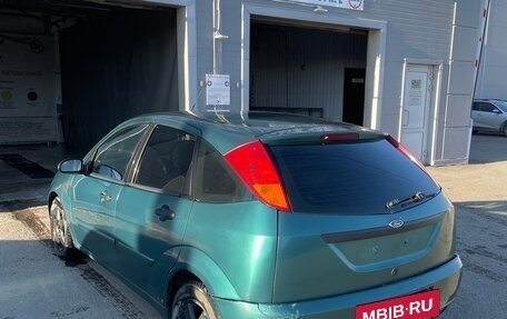 Ford Focus IV, 2001 год, 220 000 рублей, 3 фотография