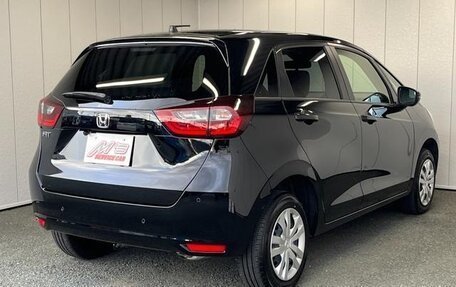 Honda Fit, 2023 год, 1 030 000 рублей, 4 фотография