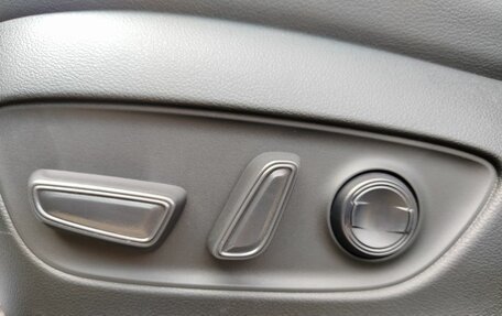 Toyota RAV4, 2025 год, 4 399 000 рублей, 11 фотография