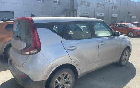 KIA Soul III, 2019 год, 1 950 000 рублей, 2 фотография